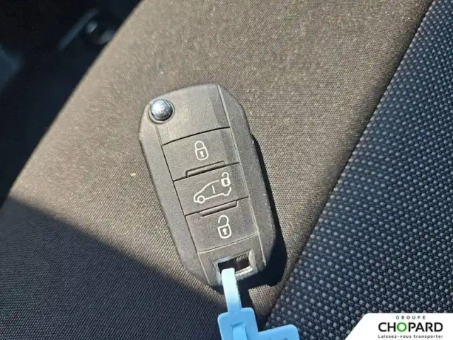 Peugeot Expert fgn tole standard electrique 75kwh 136 — photo 21