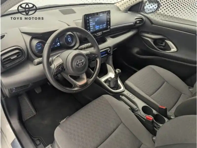 Toyota Yaris 120 vvt-i design — photo 19