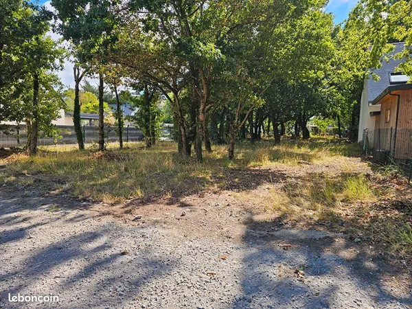 Terrain 671 m² MESQUER
