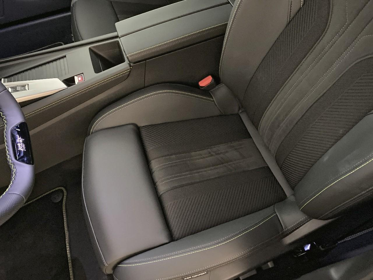 Peugeot 408 hybrid 145 e-dcs6 gt — photo 9