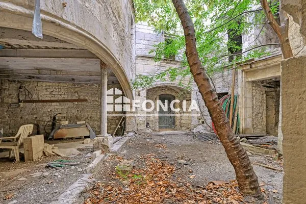 Maison 15 pièces 800 m²