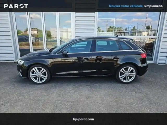 Audi A3 1.5 tfsi 150ch s line s tronic 7 — photo 24