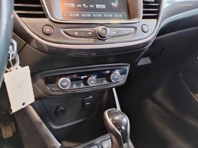 Opel Crossland 1.2 turbo 130 ch bva6 elegance — photo 13