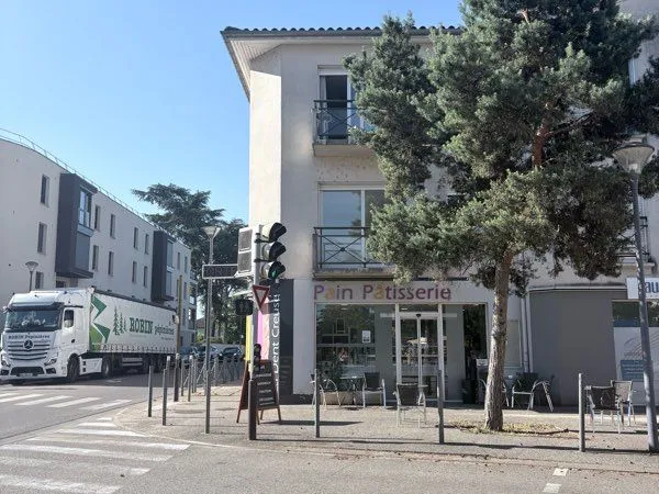 Commerce Pains - Pâtisseries - Traiteur