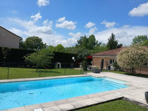 Maison de plain-pied 5 pièces 117 m²