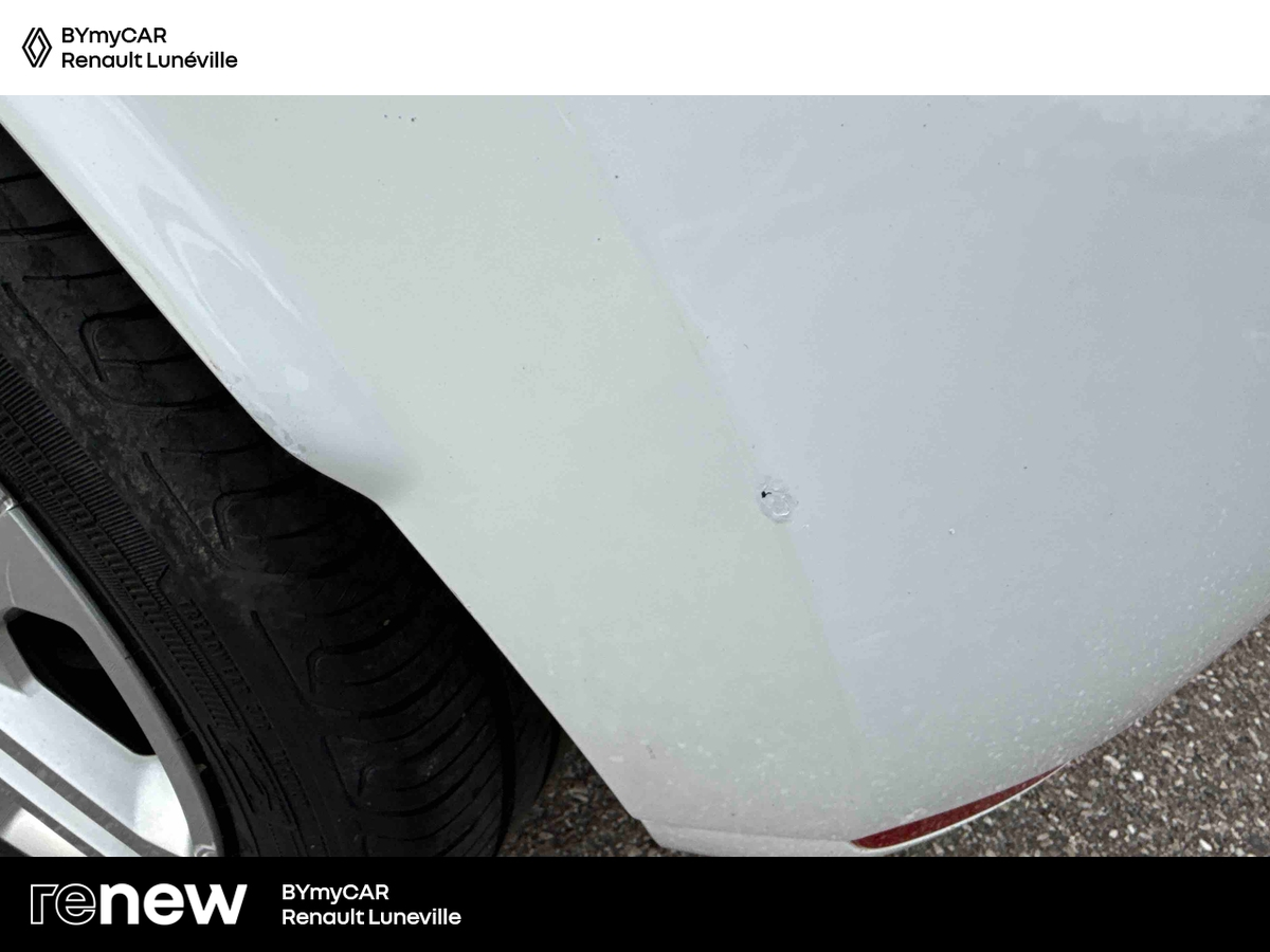Renault Clio TCe 90 - 19 — photo 28