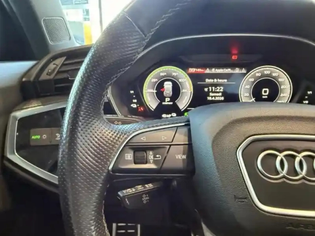 Audi Q3 45 tfsi e 245ch s tronic 6 — photo 12
