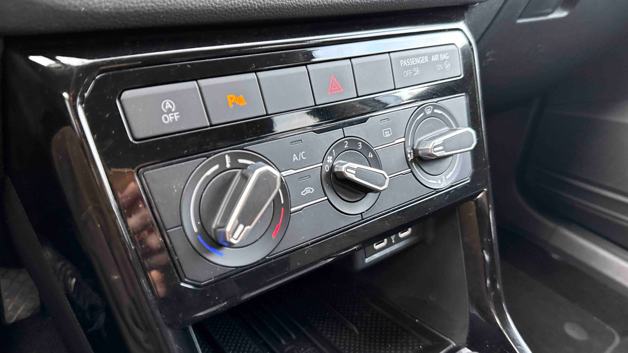 Volkswagen T-Cross 1.0 TSI 116 Start/Stop BVM6 — photo 23
