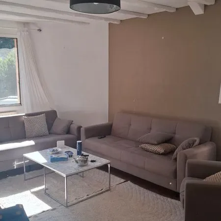 Loue F3 70m²