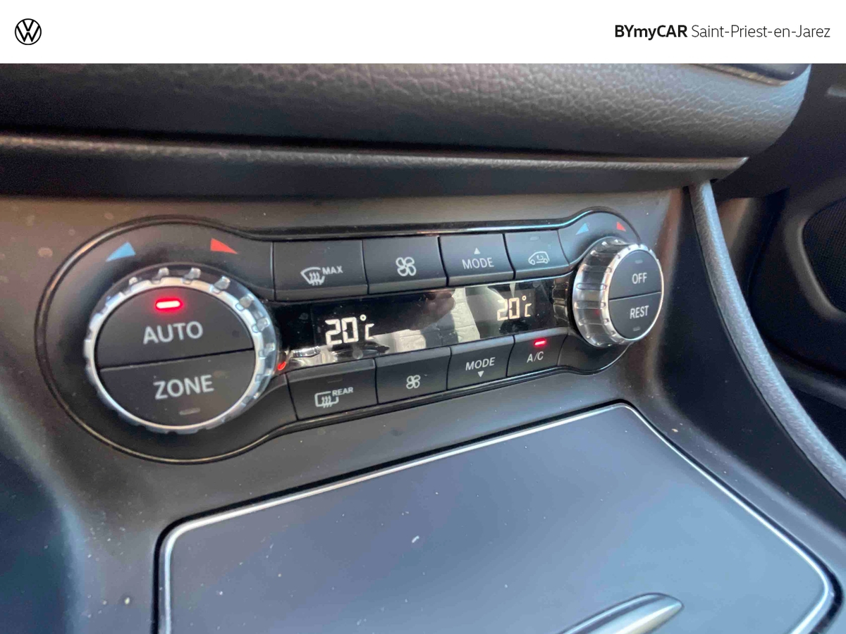 Mercedes GLA 200 d 7-G DCT — photo 22