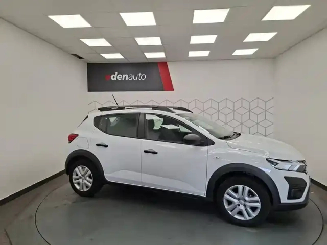 Dacia Sandero tce 90 — photo 8