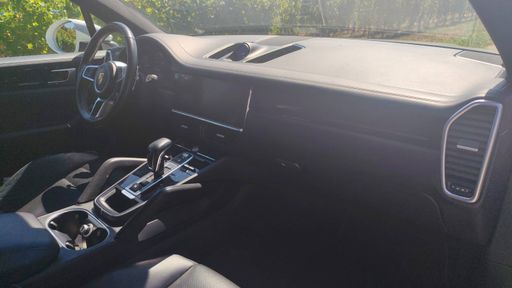 Porsche Cayenne 3.0 V6 461 AWD E-Hybrid BVA8 - N/A – 2018 – 88400 km – Hybride rechargeable – Boîte Automatique — photo 18