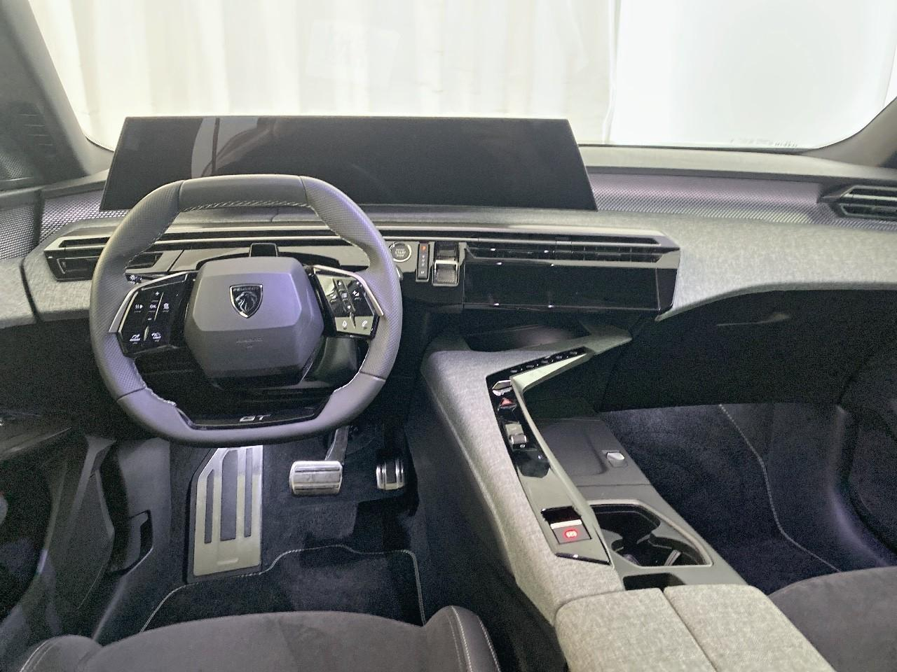 Peugeot 5008 hybrid 145 ch e-dcs6 gt — photo 8