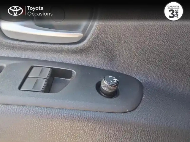 Toyota Aygo X 1.0 vvt-i 72ch dynamic my24 — photo 14