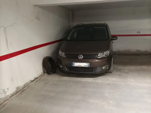 Emplacement de parking en sous sol dans résidence sécurisée de 2016