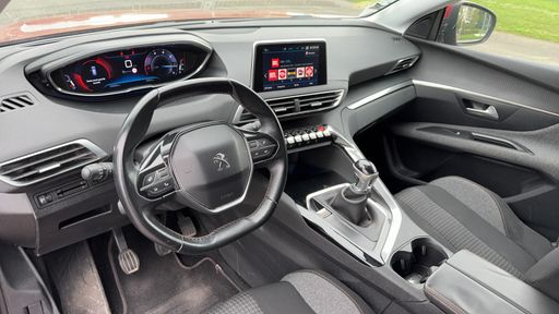 Peugeot 3008 1.6 BlueHDi 120 - Active Business – 2017 – 169986 km – Diesel – Boîte Manuelle — photo 20