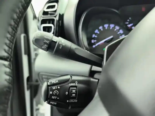 Citroën C3 Aircross puretech 110 s&amp;s bvm6 you — photo 17