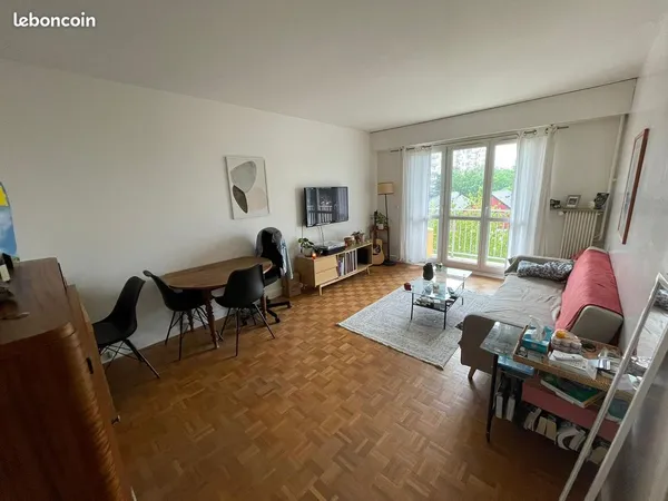 T2 meublé avec balcon et parking - Antony