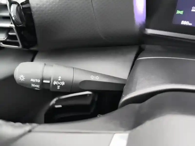Citroën C4 hybride 136 e-dcs6 — photo 22