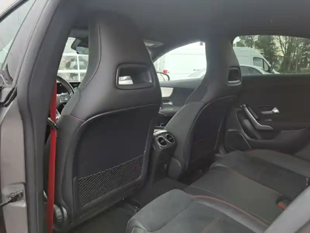 Mercedes Cla mercedes-amg  35 4matic cou — photo 40