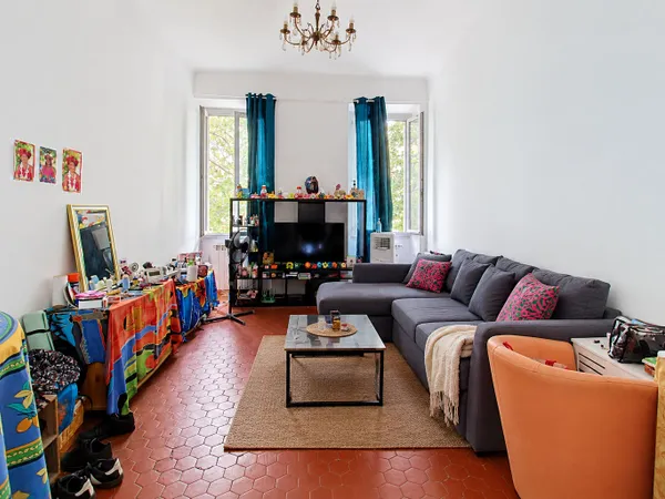 A VENDRE DRAGUIGNAN - T3 loué 580 euros de 60m2