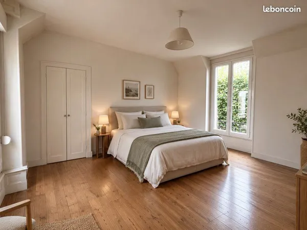 3 Chambres / 3 sdb privatives - entièrement