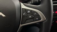 Dacia Sandero 1.0 TCe 90ch Expression — photo 25