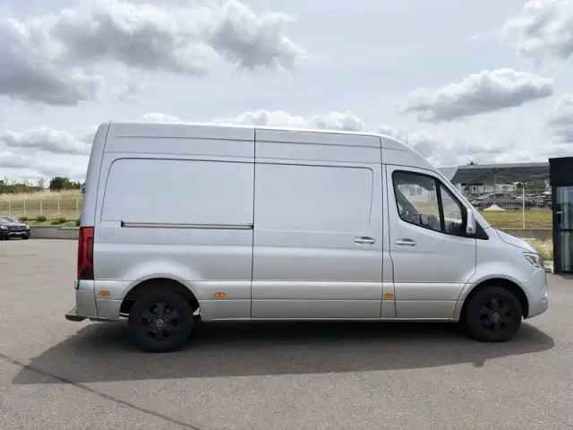 Mercedes Sprinter fgn 215 cdi 39 3.0t fwd — photo 9