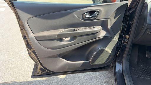 Renault Captur 1.5 dCi 90 - Intens – 2016 – 147565 km – Diesel – Boîte Manuelle — photo 24