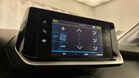 Peugeot 208 e-208 136ch Allure — photo 18