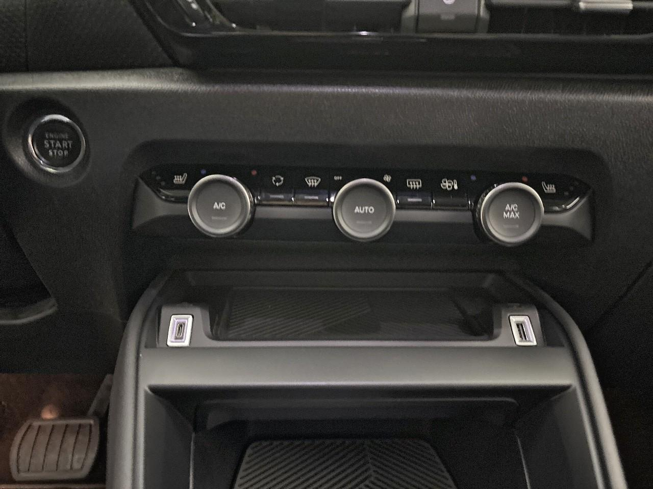 Citroën C4 puretech 130 s&s eat8 shine pack — photo 20