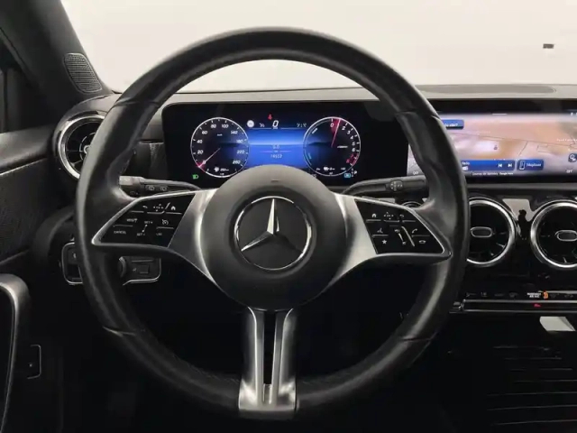 Mercedes Classe A 250 e 8g-dct — photo 23