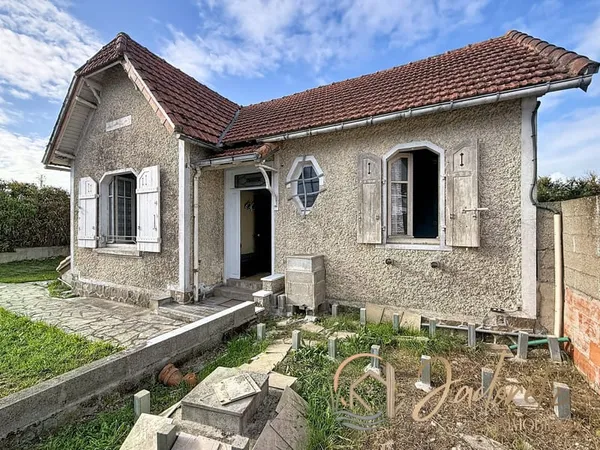 Maison de caractère à rénover totalement