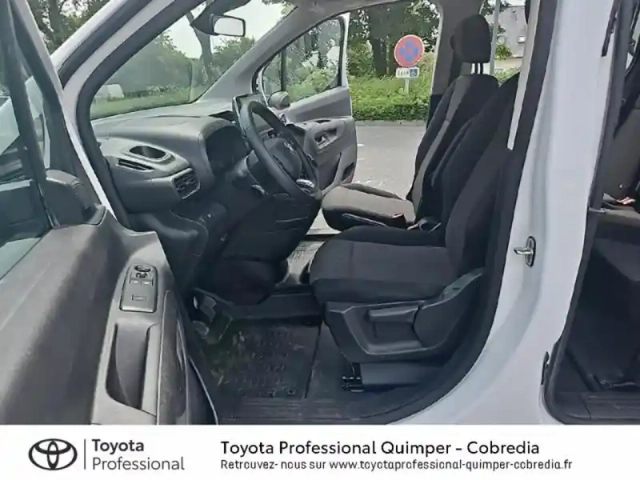 Toyota Proace city long 100 d-4d cabine approfondie business rc23 — photo 11