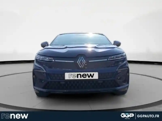 Renault Megane e-tech electric ev60 220ch techno optimum charge — photo 23