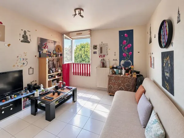 Quartier des Arceaux- Studio de 19 m² - Dernier étage