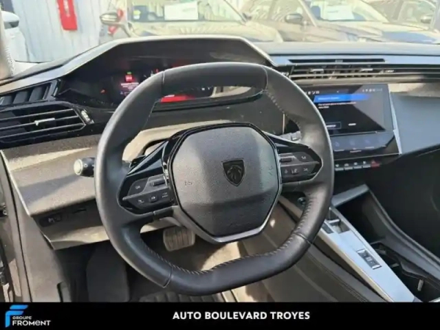 Peugeot 408 1.2 puretech 130ch s&amp;s allure eat8 — photo 9