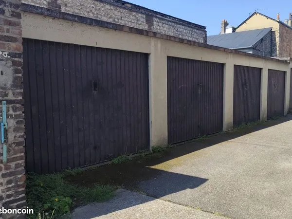Garage à louer - Caudebec les Elbeuf