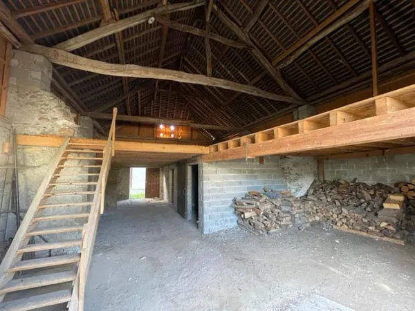 Ferme 2 pièces 120 m²