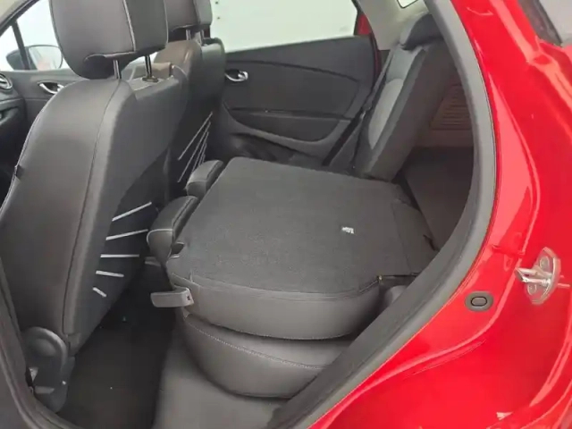 Renault Captur tce 150 fap edc — photo 385