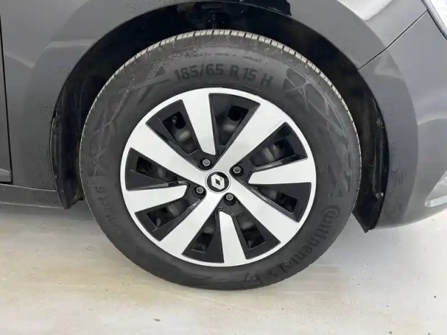 Renault Clio tce 90 — photo 30