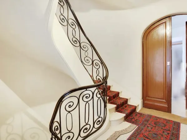 Appartement 5 pièces 187 m²