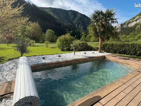 Maison de caractère avec piscine aux portes des Gorges du Tarn