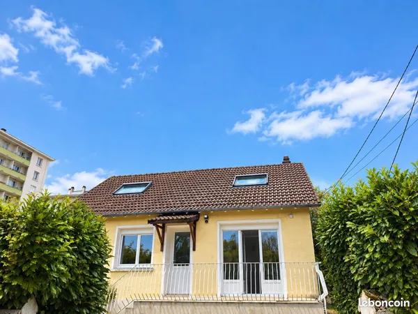 Pavillon sur sous-sol à louer
