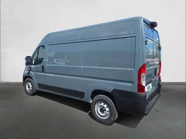 Peugeot Boxer fgn 3.5 t l2h2 140 s&amp;s bva8 — photo 7