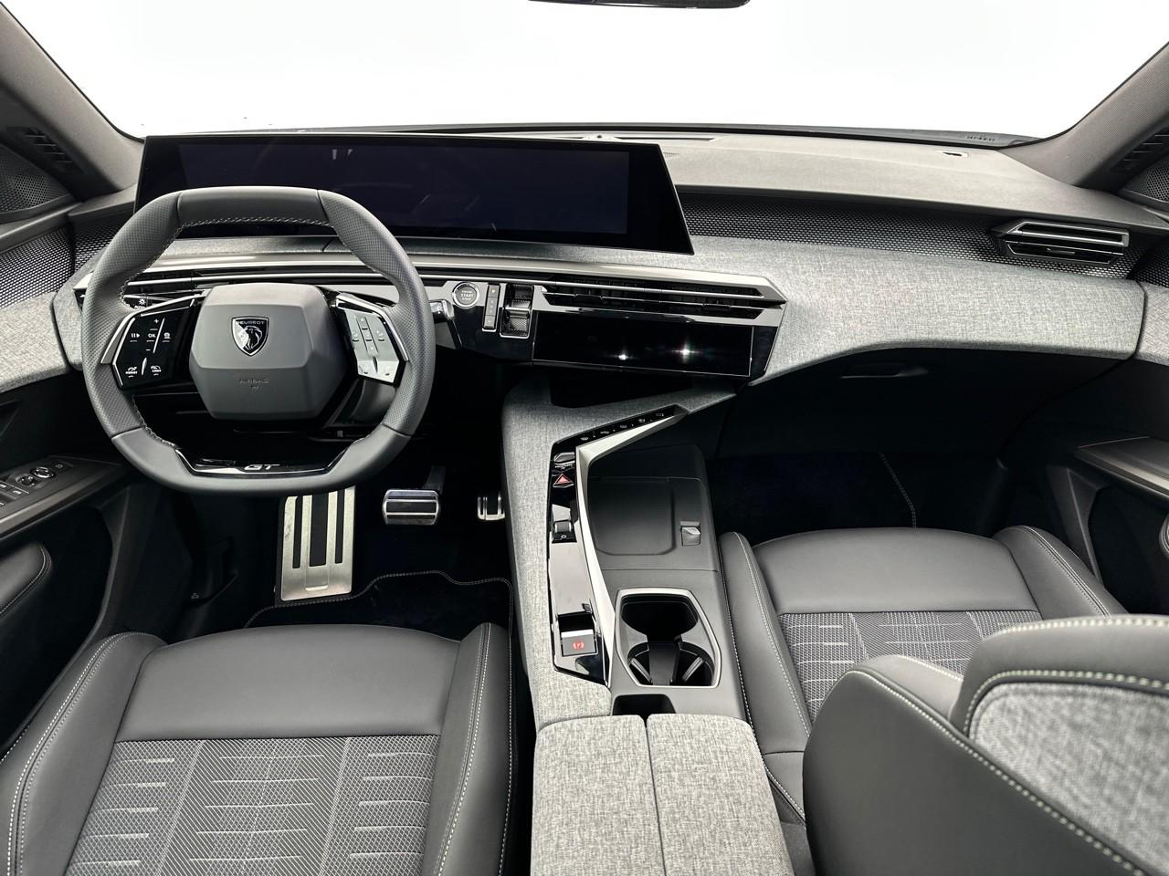 Peugeot 3008 hybrid 145 e-dcs6 gt — photo 9