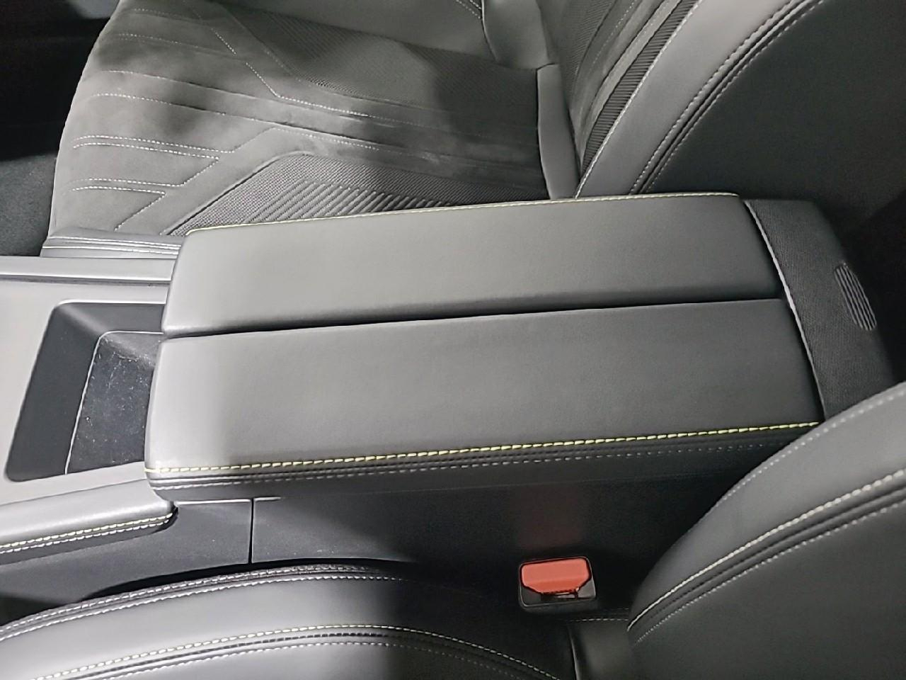 Peugeot 308 phev 225 e-eat8 gt — photo 22