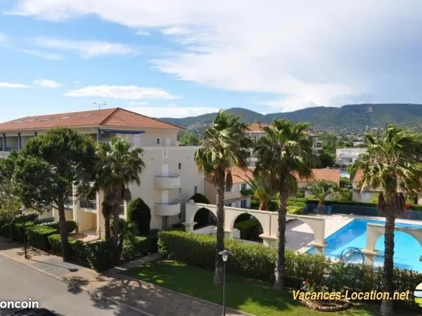 T3 DUPLEX) 54m2 DOMAINE AZUR1 6 PERS 2 CH FIBRE 400M MER PISCINE