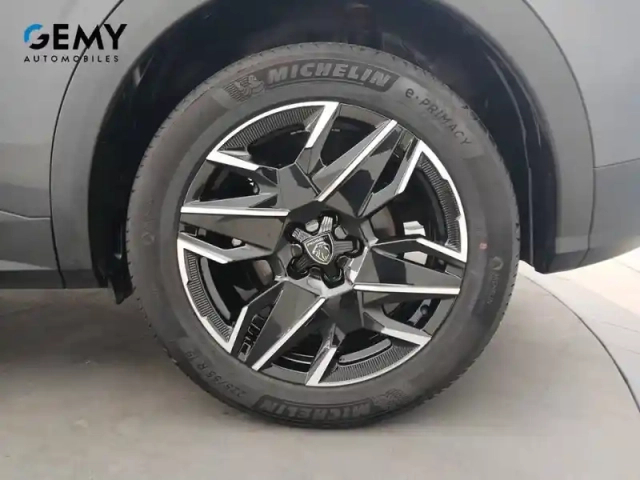 Peugeot 3008 hybrid 136 e-dcs6 — photo 33