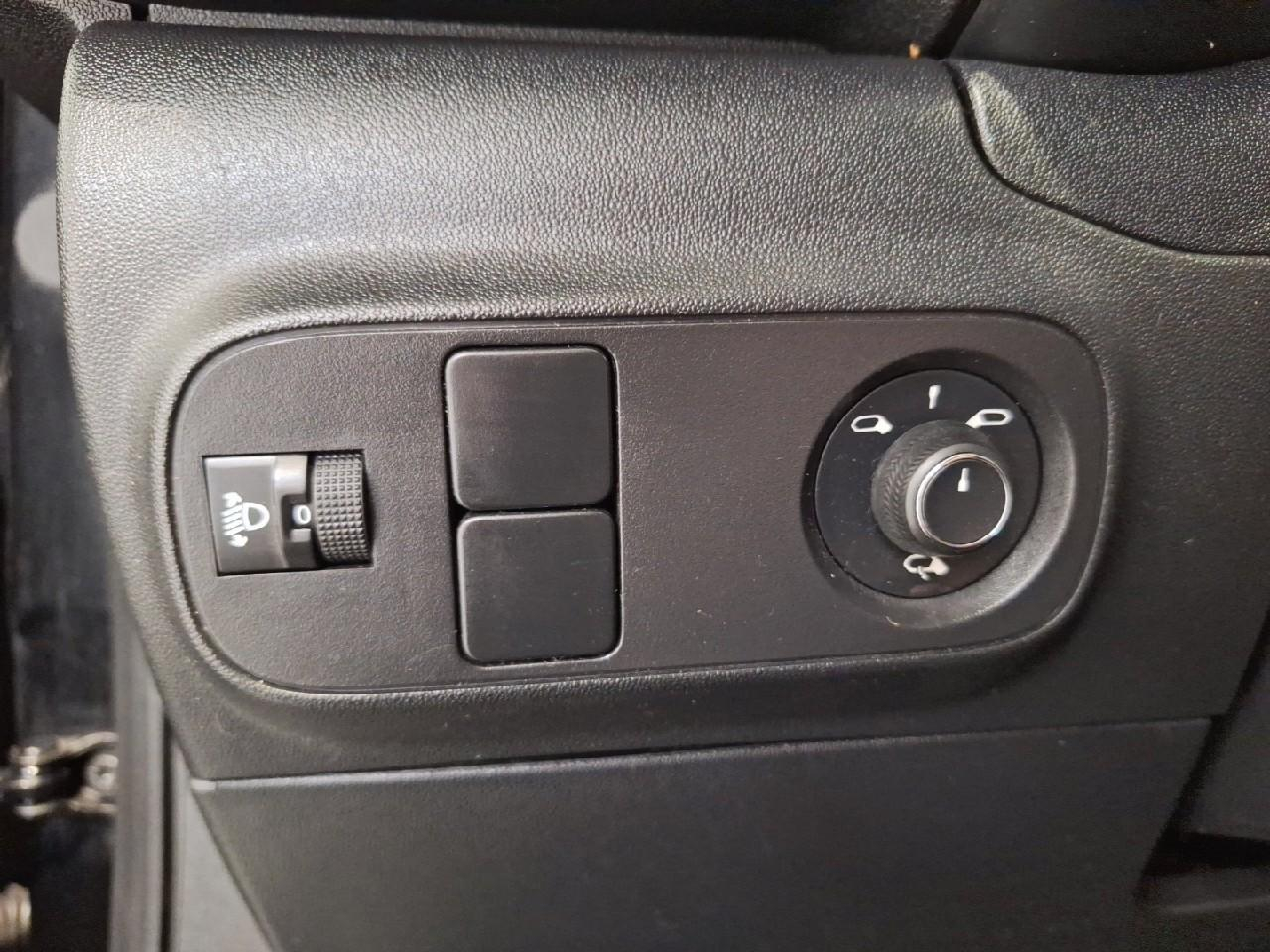 Citroën C3 bluehdi 100 s&s bvm6 shine business — photo 20